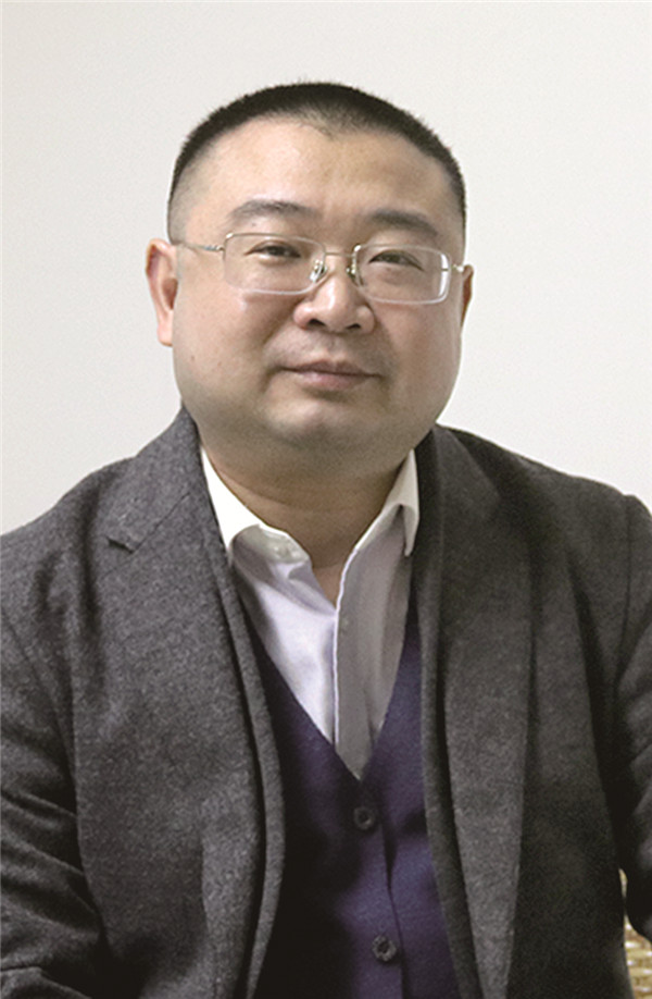 刘源.jpg