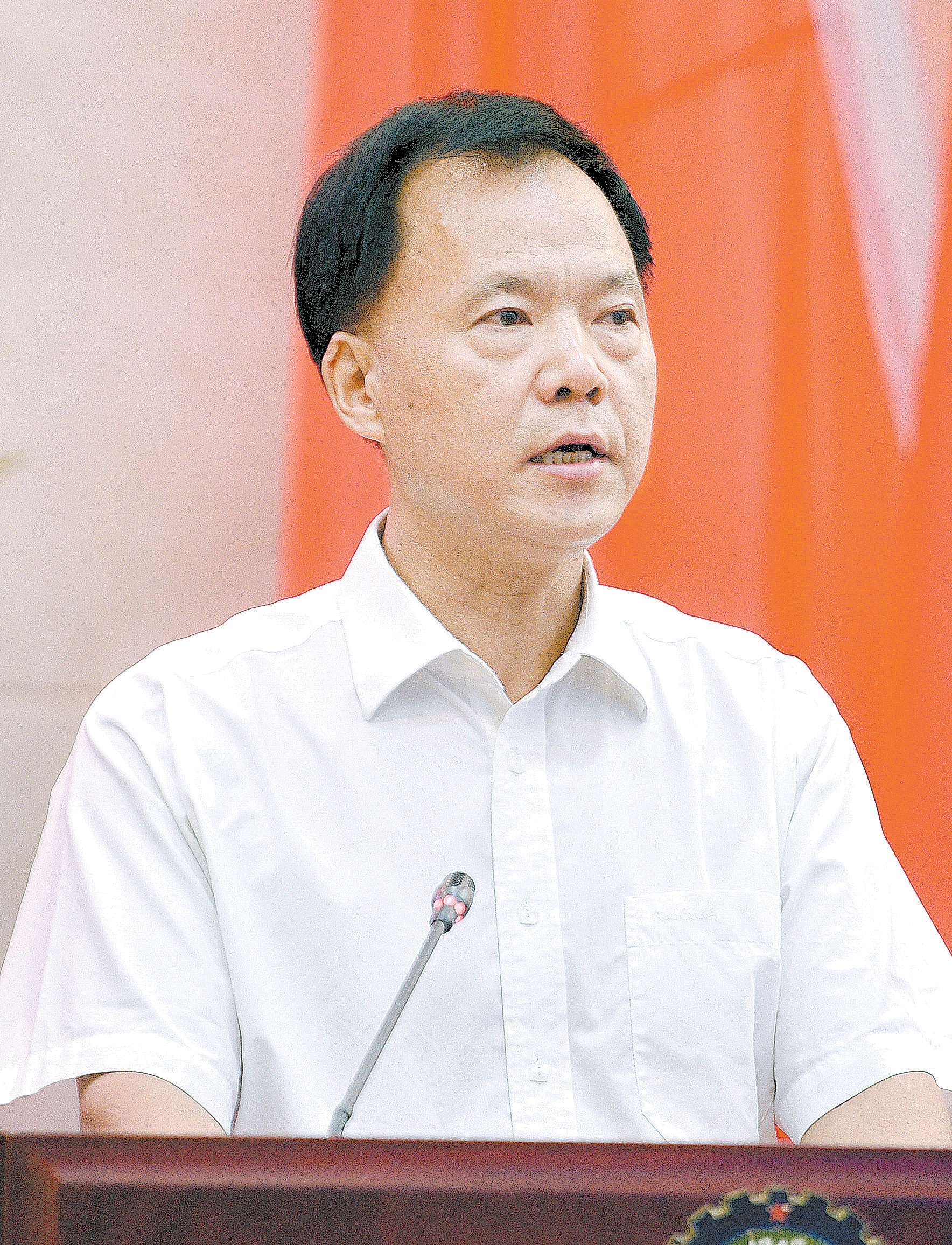 王玉立.jpg