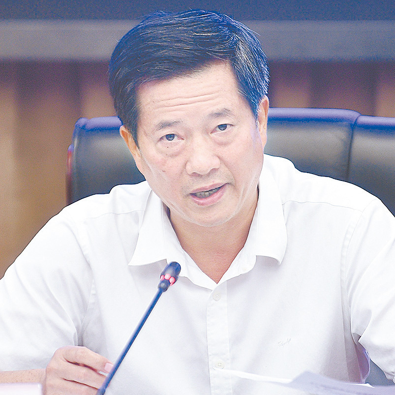 端稳端牢中国粮 (2).jpg