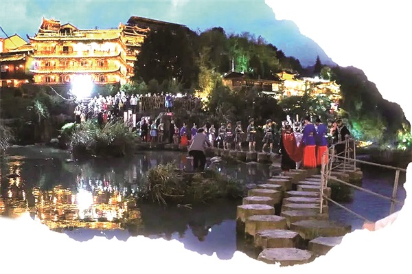 芙蓉镇·红石林度假区.jpg