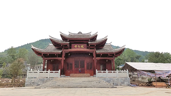 靛房镇土家文化广场.jpg