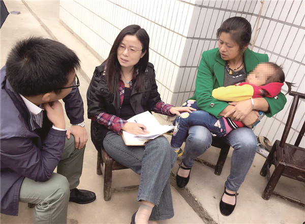 白丽琼宣传结核病防治知识.jpg