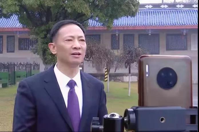 省政协委员、常德市政协主席黄清宇现场直播.jpg