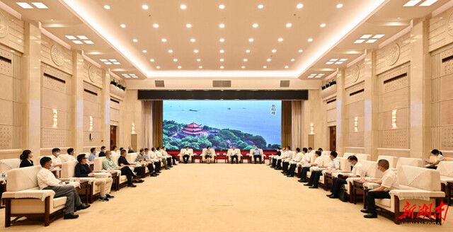 张庆伟毛伟明会见铁凝张宏森一行