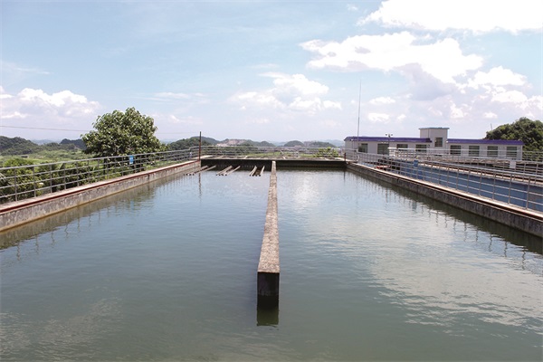 盘江水厂平流沉淀池.jpg