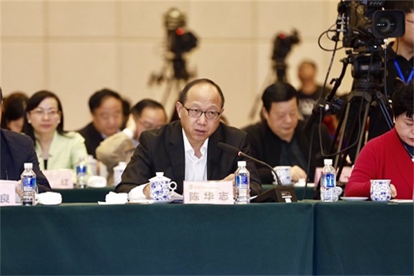 湖北省文化旅游投资集团有限公司党委副书记、副总经理陈华志.jpg