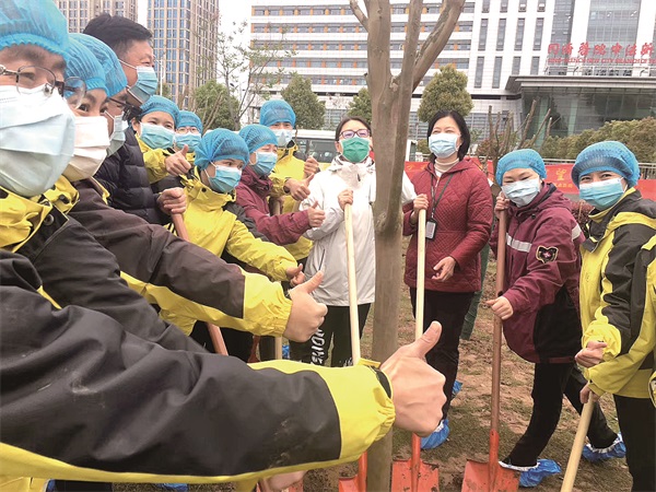王知非1.jpg