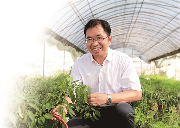 4版椒傲-邹学校.jpg