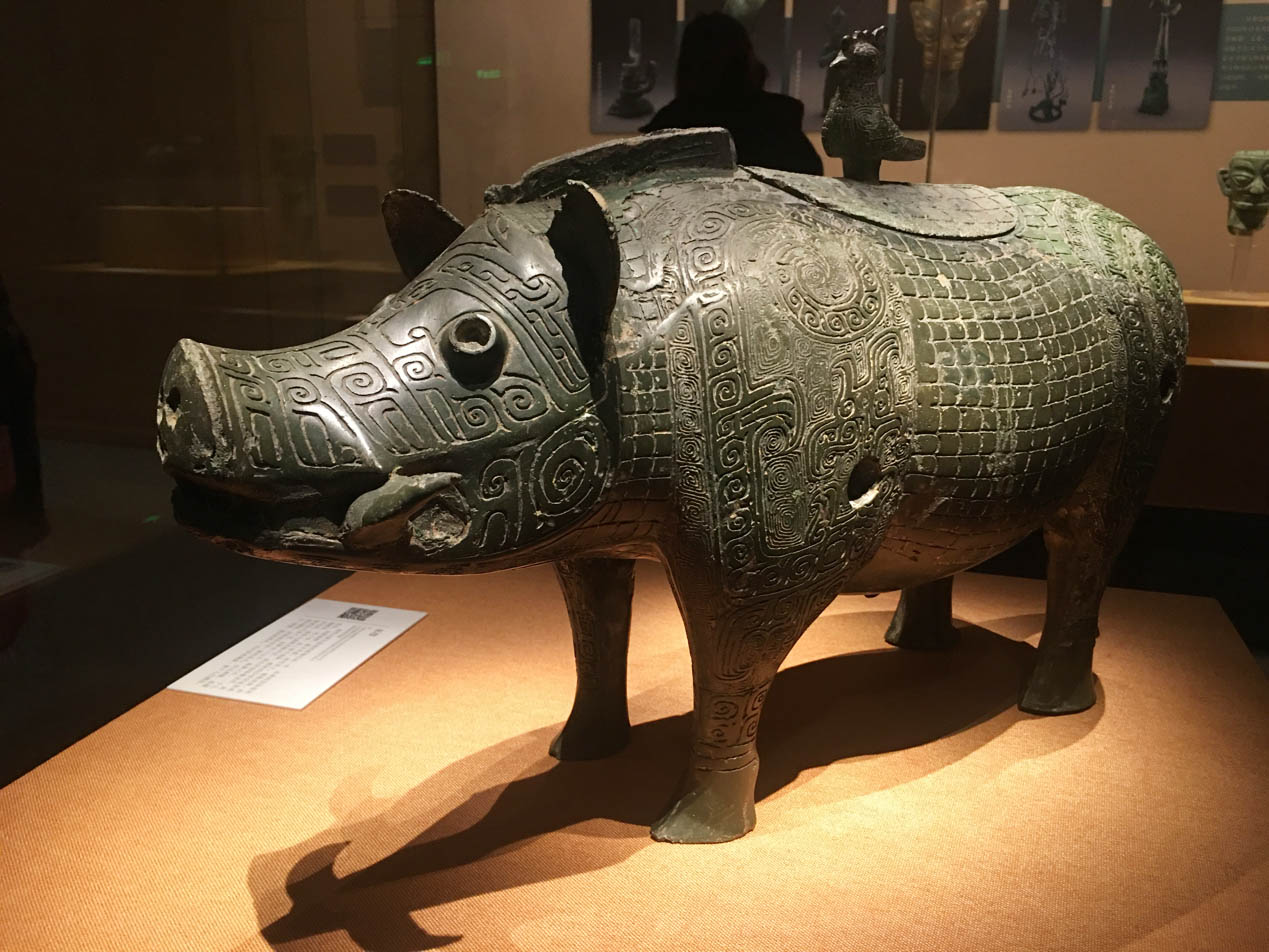 青铜器展品2.jpg